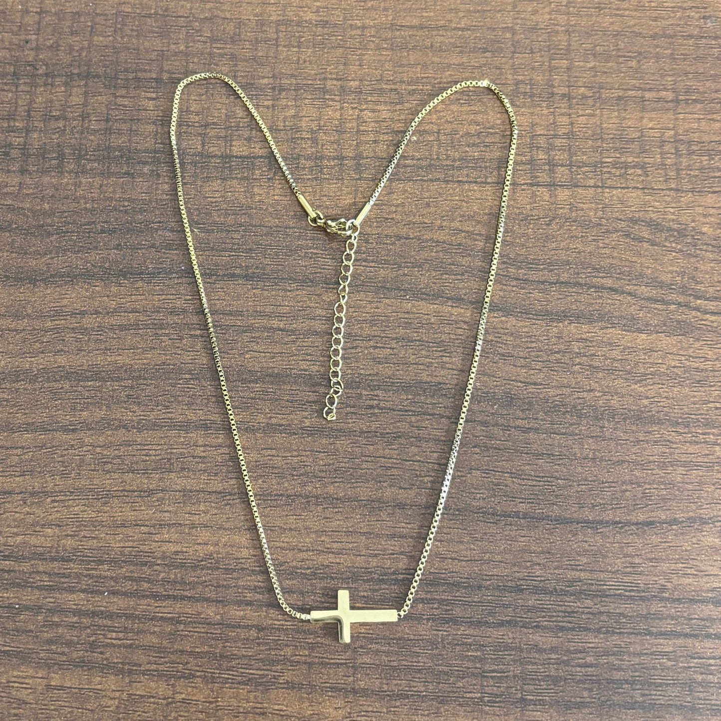 Minimalist Cross Pendant Necklace